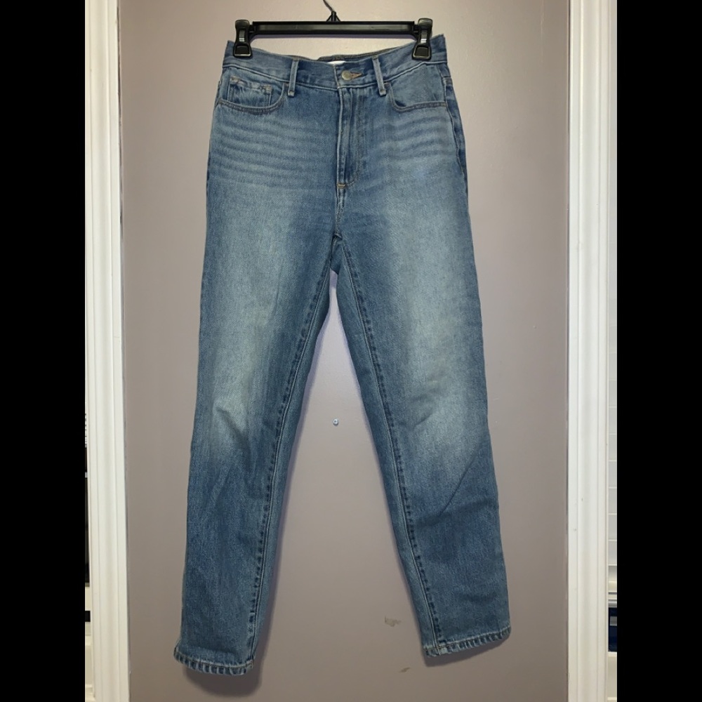 Aritzia Jeans